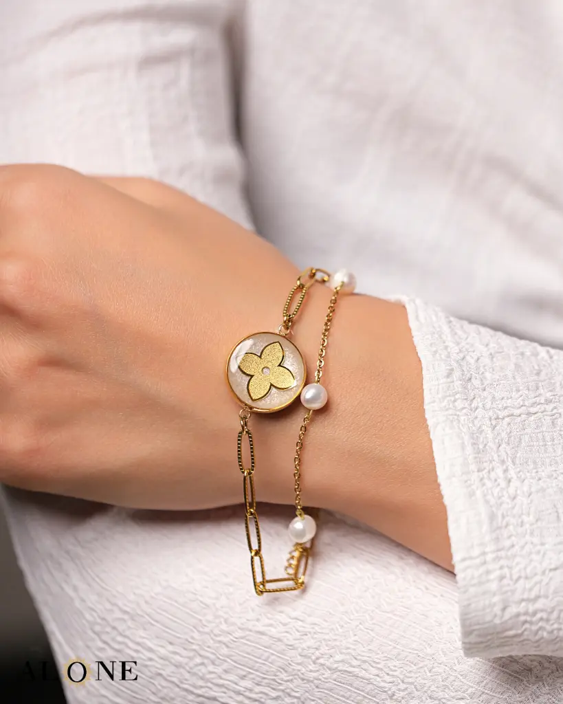 Serena Pearl Shell Bracelet