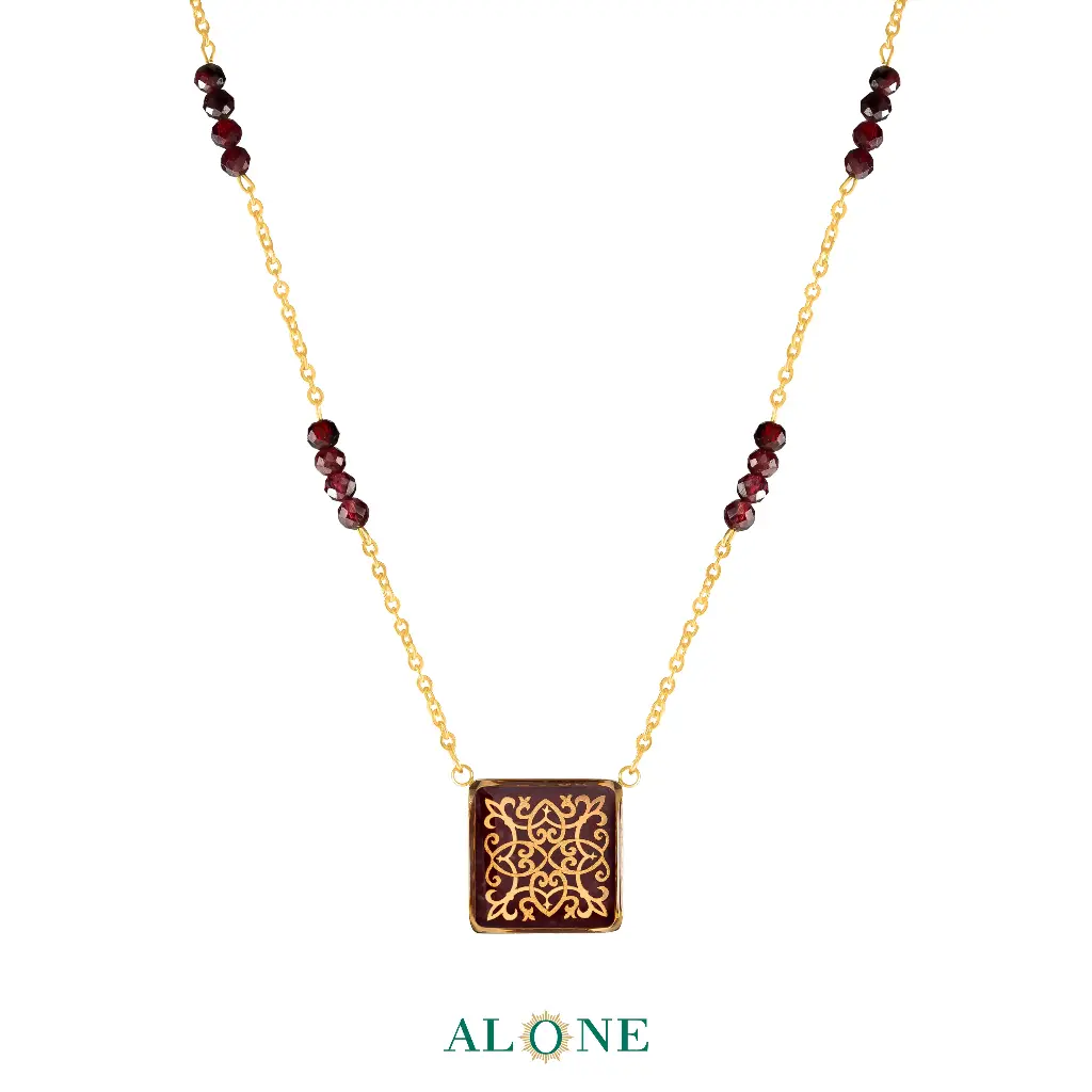Bergamot Garnet Pendant 