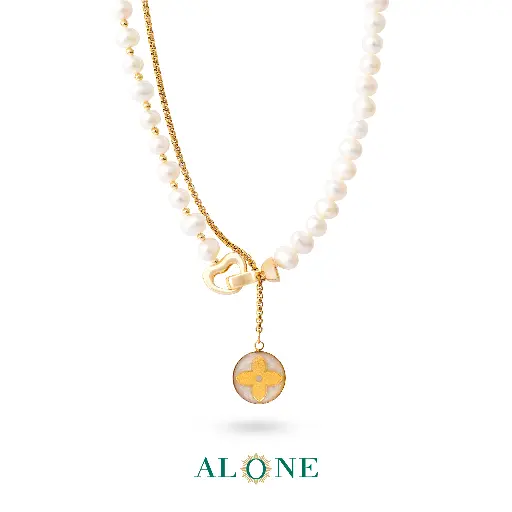 Snow Pearl Necklace with Vital Chain