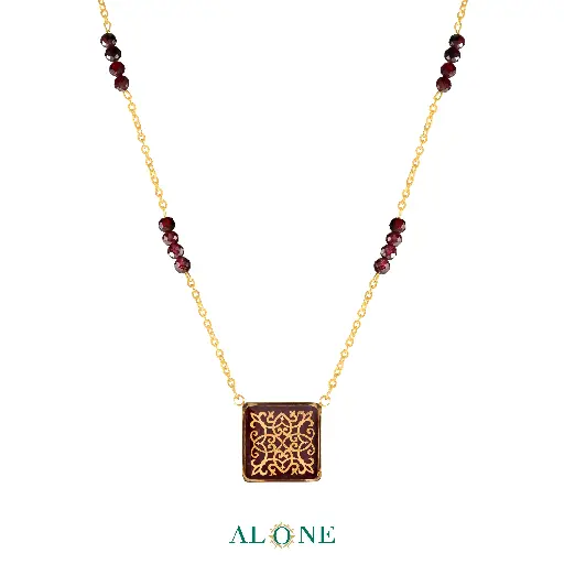 [P04089020017A] Bergamot Garnet Pendant 
